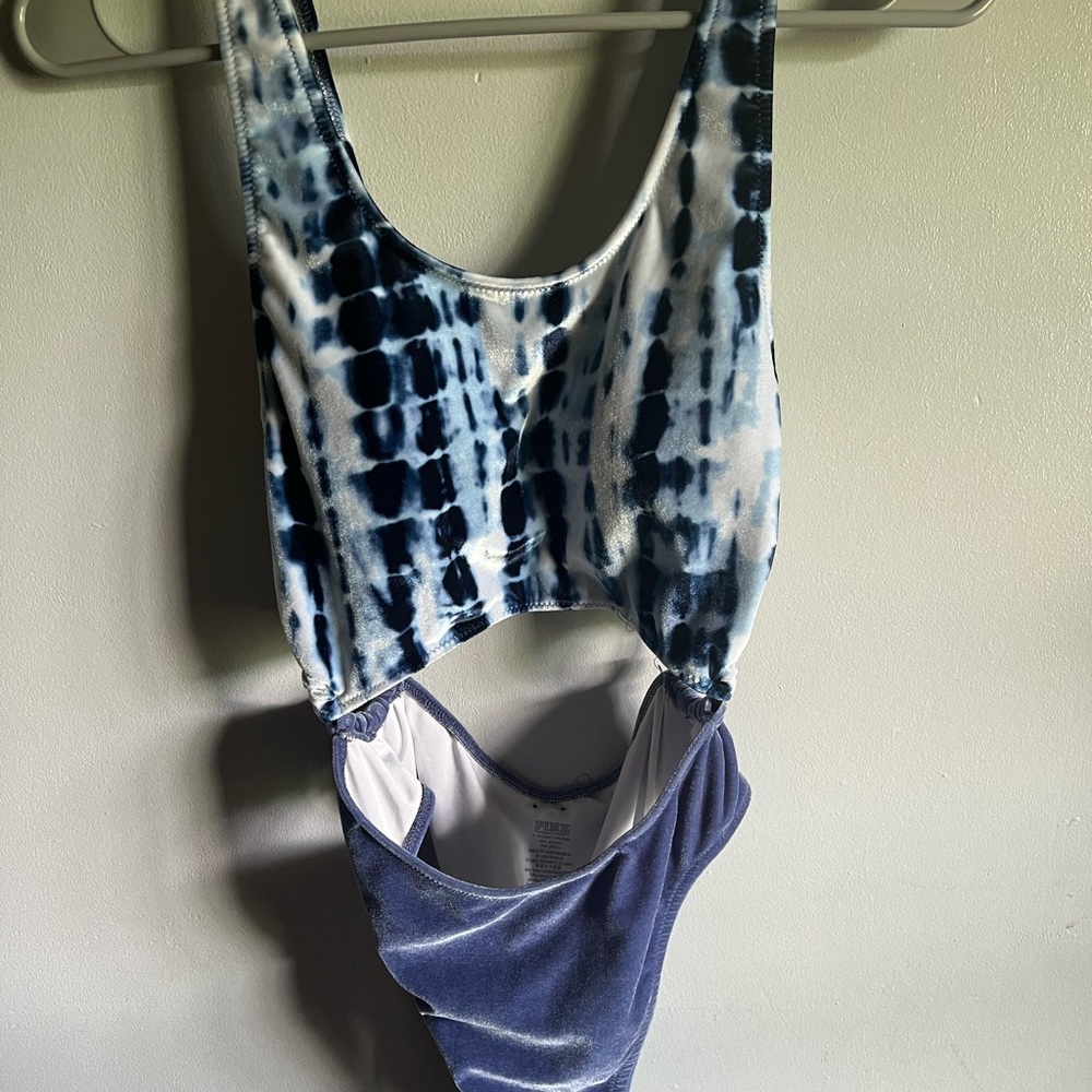 VS PINK one piece bathing suit LIKE NEW